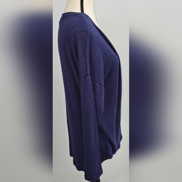 NWT size L Well Worn lightweight sweater bundle of 2 blue and red. - Picture 8 of 9